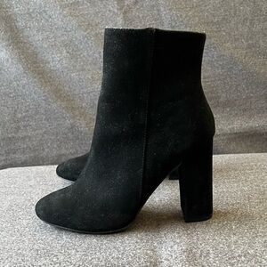 PrettyLittleThing SOFIE Black Booties
